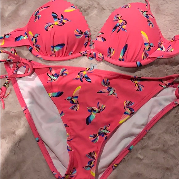 Design lab bikini top and bottoms - like new - Picture 11 of 13